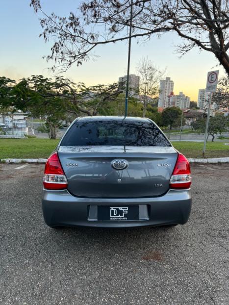 TOYOTA Etios Sedan 1.5 16V 4P FLEX X, Foto 6