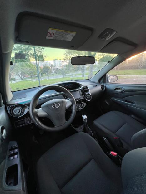 TOYOTA Etios Sedan 1.5 16V 4P FLEX X, Foto 9