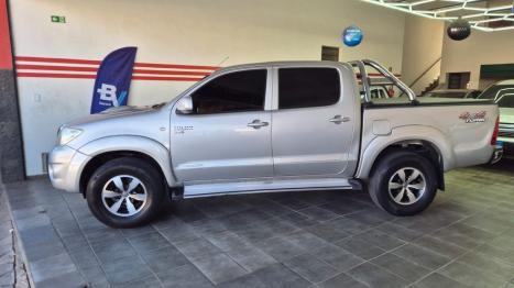TOYOTA Hilux Caminhonete 2.5 16V 4P 4X4 TURBO DIESEL CABINE DUPLA, Foto 2