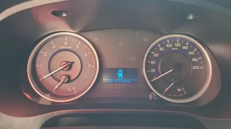 TOYOTA Hilux Caminhonete 2.7 16V 4P SR FLEX CABINE DUPLA, Foto 9 TOYOTA Hilux Caminhonete 2.7 16V 4P SR FLEX CABINE DUPLA, Foto 9