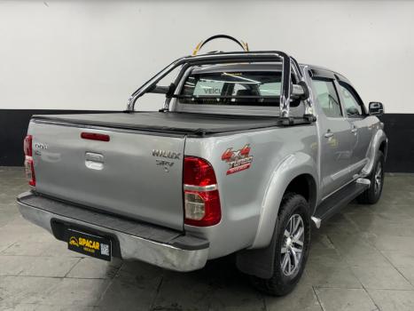 TOYOTA Hilux Caminhonete 3.0 4P 4X4 DIESEL CABINE DUPLA, Foto 3