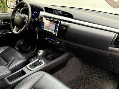 TOYOTA Hilux Caminhonete 2.8 16V SRV 4X4 DIESEL CABINE DUPLA AUTOM�TICO, Foto 6
