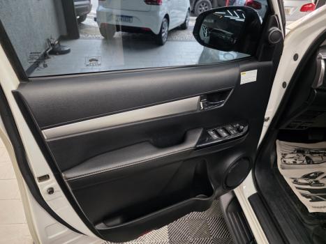 TOYOTA Hilux Caminhonete 2.8 16V SRV 4X4 DIESEL CABINE DUPLA AUTOM�TICO, Foto 8