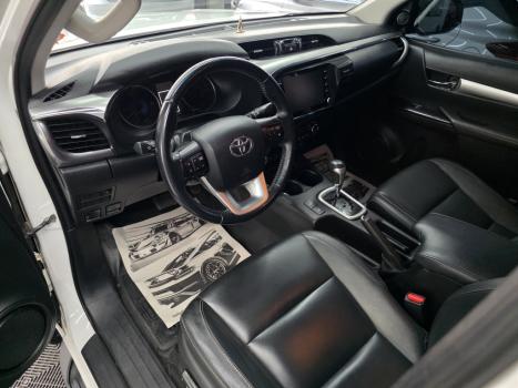TOYOTA Hilux Caminhonete 2.8 16V SRV 4X4 DIESEL CABINE DUPLA AUTOM�TICO, Foto 14