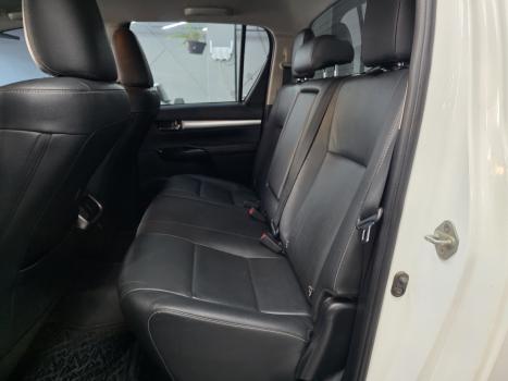 TOYOTA Hilux Caminhonete 2.8 16V SRV 4X4 DIESEL CABINE DUPLA AUTOM�TICO, Foto 18