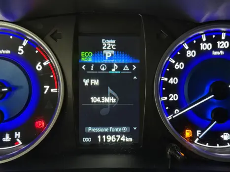 TOYOTA Hilux Caminhonete 2.7 16V 4P SRV FLEX CABINE DUPLA AUTOM�TICO, Foto 3