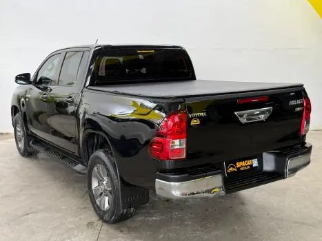 TOYOTA Hilux Caminhonete 2.7 16V 4P SRV FLEX CABINE DUPLA AUTOM�TICO, Foto 11