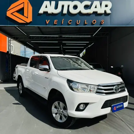 TOYOTA Hilux Caminhonete 2.8 16V SRV 4X4 DIESEL CABINE DUPLA AUTOM�TICO, Foto 2