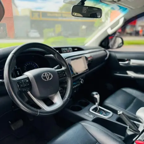 TOYOTA Hilux Caminhonete 2.8 16V SRV 4X4 DIESEL CABINE DUPLA AUTOM�TICO, Foto 11