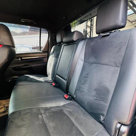 TOYOTA Hilux Caminhonete 2.8 16V GR SPORT 4X4 TURBO DIESEL CABINE DUPLA AUTOM�TICO, Foto 6