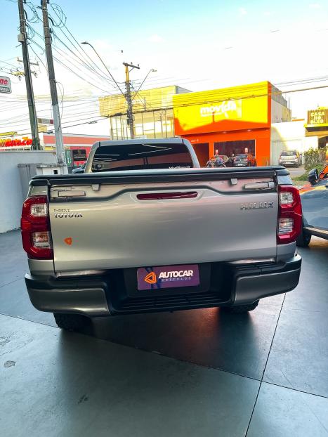 TOYOTA Hilux Caminhonete 2.8 16V SRX 4X4 TURBO DIESEL CABINE DUPLA AUTOM�TICO, Foto 5