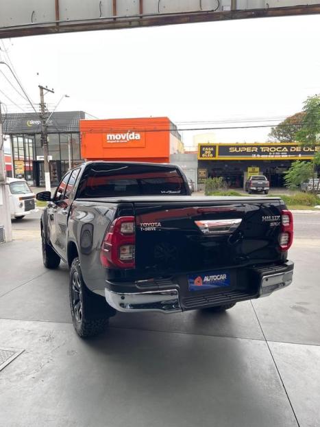 TOYOTA Hilux Caminhonete 2.8 16V SRX 4X4 DIESEL CABINE DUPLA AUTOM�TICO, Foto 5