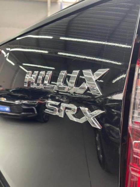 TOYOTA Hilux Caminhonete 2.8 16V SRX 4X4 DIESEL CABINE DUPLA AUTOM�TICO, Foto 8