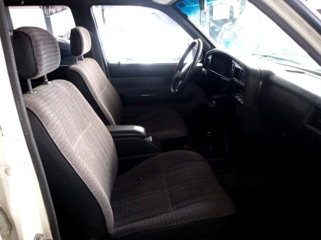 TOYOTA Hilux Caminhonete 2.8 4X4 SR5 CABINE DUPLA TURBO DIESEL, Foto 2