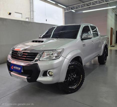 TOYOTA Hilux Caminhonete 3.0 16V 4P 4X4 SRV TURBO DIESEL CABINE DUPLA AUTOMÁTICO, Foto 1