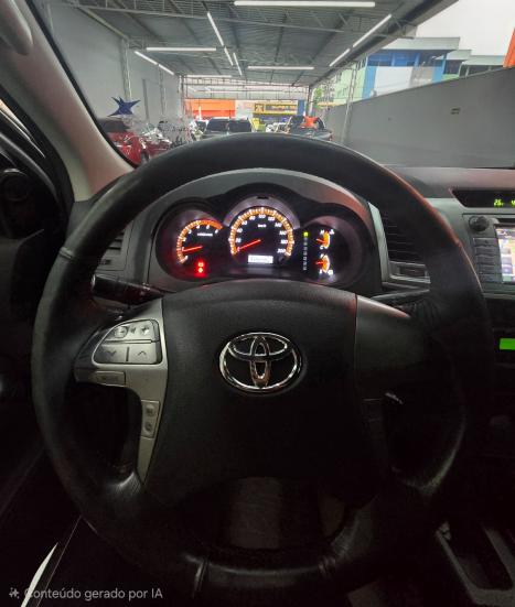 TOYOTA Hilux Caminhonete 3.0 16V 4P 4X4 SRV TURBO DIESEL CABINE DUPLA AUTOMÁTICO, Foto 18