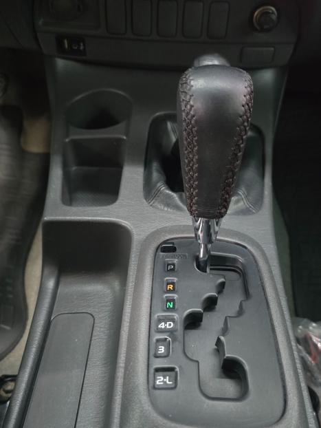 TOYOTA Hilux Caminhonete 3.0 16V 4P 4X4 SRV TURBO DIESEL CABINE DUPLA AUTOMÁTICO, Foto 24