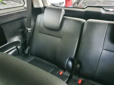 TOYOTA Hilux SW4 2.8 16V 4P SRX 4X4 7 LUGARES TURBO DIESEL AUTOM�TICO, Foto 9