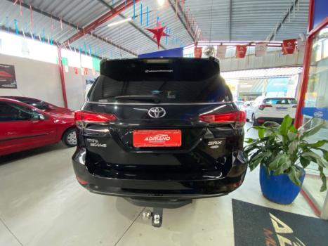 TOYOTA Hilux SW4 2.8 16V 4P SRX 4X4 7 LUGARES TURBO DIESEL AUTOM�TICO, Foto 10