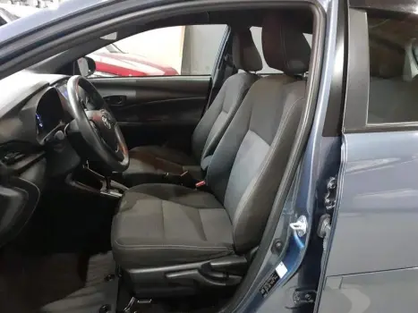 TOYOTA Yaris Hatch 1.5 16V 4P FLEX XL MULTIDRIVE AUTOMTICO CVT, Foto 21