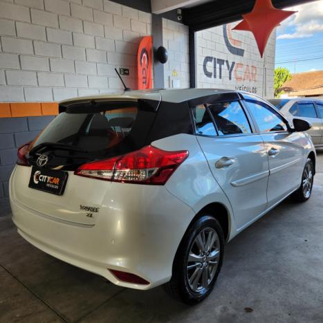 TOYOTA Yaris Hatch 1.5 16V 4P FLEX XL PLUS CONNECT MULTIDRIVE AUTOMTICO CVT, Foto 5