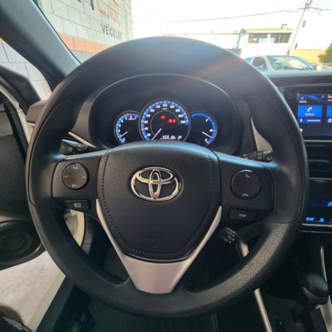 TOYOTA Yaris Hatch 1.5 16V 4P FLEX XL PLUS CONNECT MULTIDRIVE AUTOMTICO CVT, Foto 9