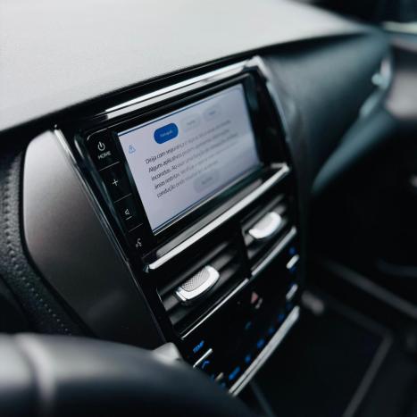 TOYOTA Yaris Hatch 1.5 16V 4P FLEX XLS MULTIDRIVE AUTOMTICO CVT, Foto 10