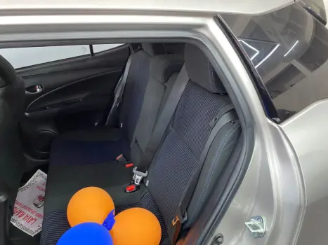 TOYOTA Yaris Hatch 1.3 16V 4P FLEX XL PLUS TECH MULTIDRIVE AUTOM�TICO CVT, Foto 2