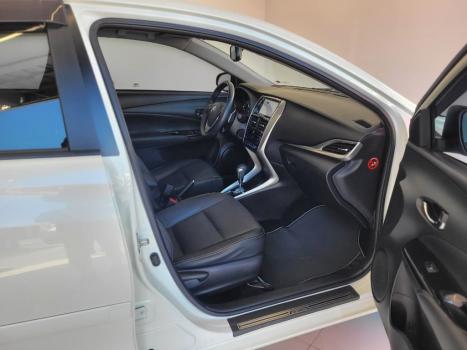 TOYOTA Yaris Sedan 1.5 16V 4P FLEX XLS MULTIDRIVE AUTOM�TICO CVT, Foto 6