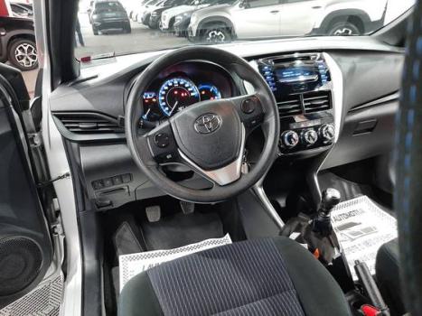 TOYOTA Yaris Sedan 1.3 16V 4P FLEX XL, Foto 7