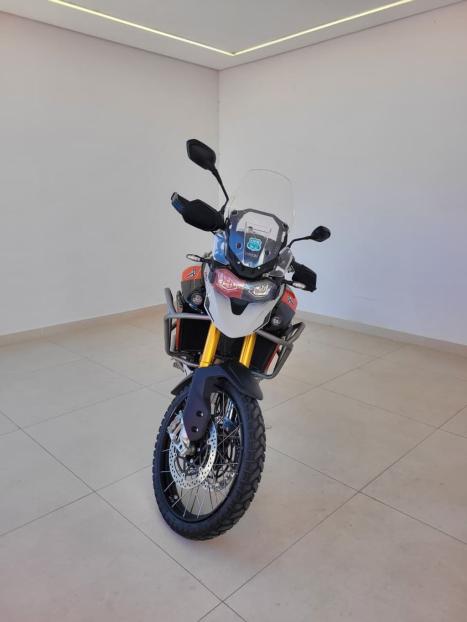 TRIUMPH Tiger 900 RALLY PR�, Foto 2