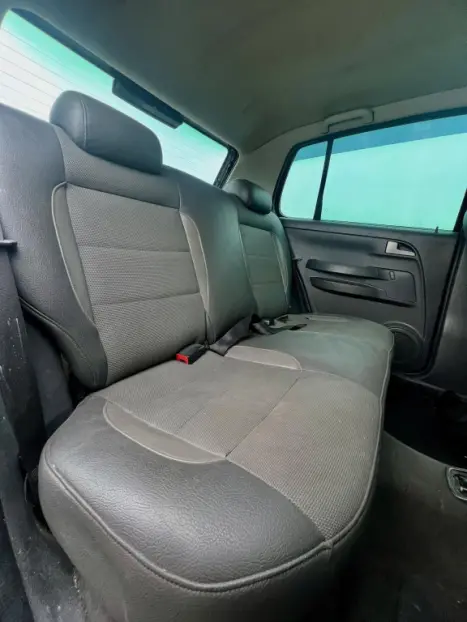 VOLKSWAGEN Crossfox 1.6 4P FLEX, Foto 8