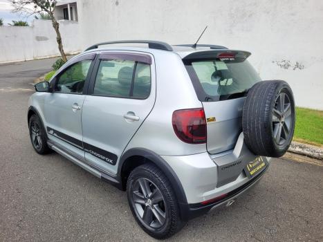 VOLKSWAGEN Crossfox 1.0 12V 4P FLEX, Foto 6