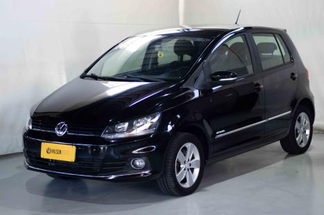 VOLKSWAGEN Fox 1.6 16V 4P FLEX MSI HIGHLINE I-MOTIO AUTOMATIZADO, Foto 3 VOLKSWAGEN Fox 1.6 16V 4P FLEX MSI HIGHLINE I-MOTIO AUTOMATIZADO, Foto 3