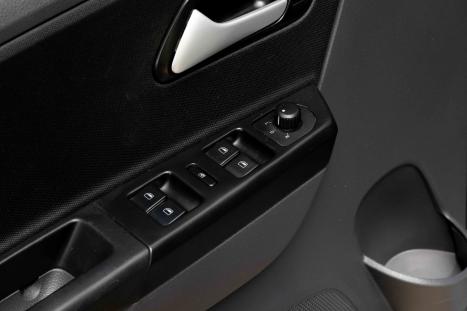 VOLKSWAGEN Fox 1.6 4P CONNECT FLEX, Foto 9