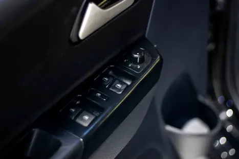 VOLKSWAGEN Fox 1.6 4P CONNECT FLEX, Foto 8