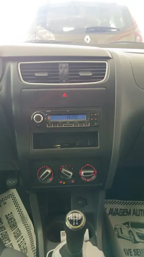 VOLKSWAGEN Fox 1.6 4P FLEX, Foto 4