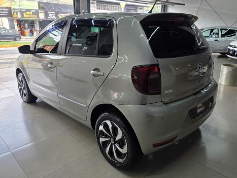 VOLKSWAGEN Fox 1.6 4P FLEX HIGHLINE I-MOTION AUTOMATIZADO, Foto 3