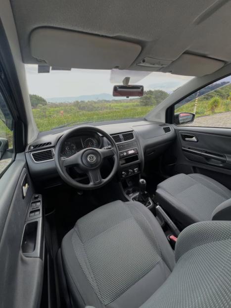VOLKSWAGEN Fox 1.6 4P, Foto 8