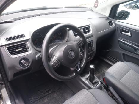 VOLKSWAGEN Fox 1.6 4P, Foto 7