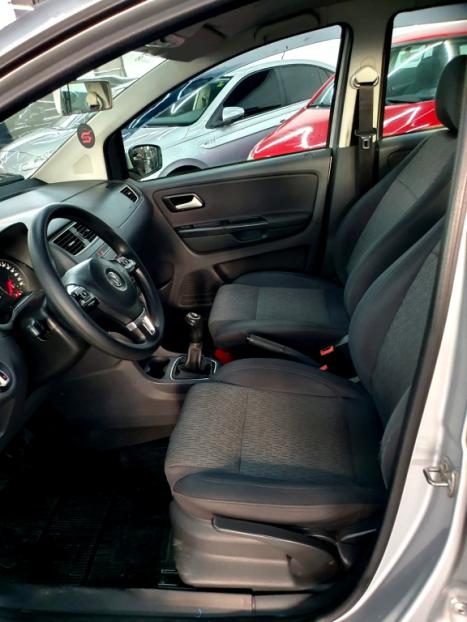 VOLKSWAGEN Fox 1.6 4P, Foto 12