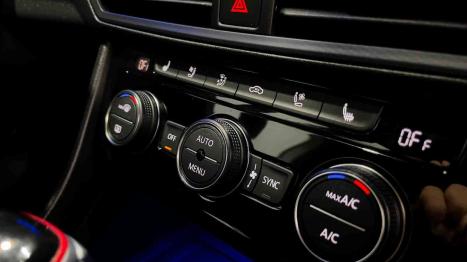 VOLKSWAGEN Jetta 2.0 4P 350 TSI GLI AUTOM�TICO DSG, Foto 15