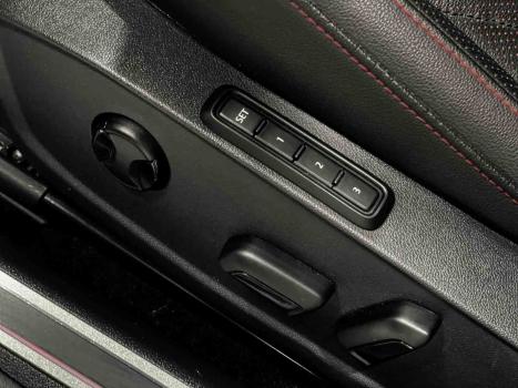 VOLKSWAGEN Jetta 2.0 4P 350 TSI GLI AUTOM�TICO DSG, Foto 19