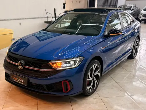 VOLKSWAGEN Jetta 2.0 4P 350 TSI GLI AUTOM�TICO DSG, Foto 2