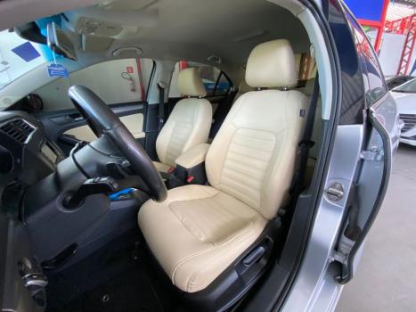 VOLKSWAGEN Jetta 2.0 4P TSI HIGHLINE 200 CV AUTOM�TICO, Foto 6