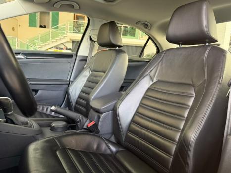 VOLKSWAGEN Jetta 2.0 4P TSI HIGHLINE 211 CV AUTOM�TICO, Foto 10