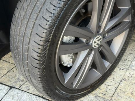 VOLKSWAGEN Jetta 2.0 4P TSI HIGHLINE 211 CV AUTOM�TICO, Foto 14