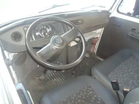 VOLKSWAGEN Kombi 1.6 STD, Foto 3