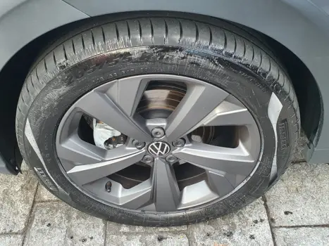 VOLKSWAGEN Nivus 1.0 4P FLEX 200 TSI COMFORTLINE TURBO AUTOMTICO, Foto 13