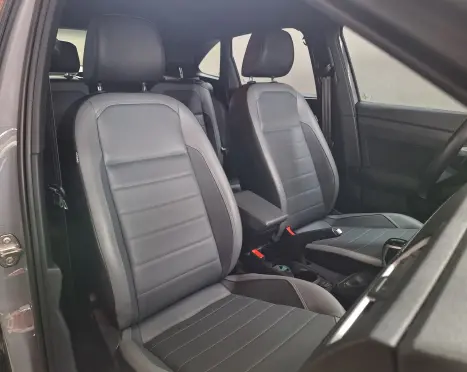 VOLKSWAGEN Nivus 1.0 4P FLEX 200 TSI HIGHLINE TURBO AUTOM�TICO, Foto 8